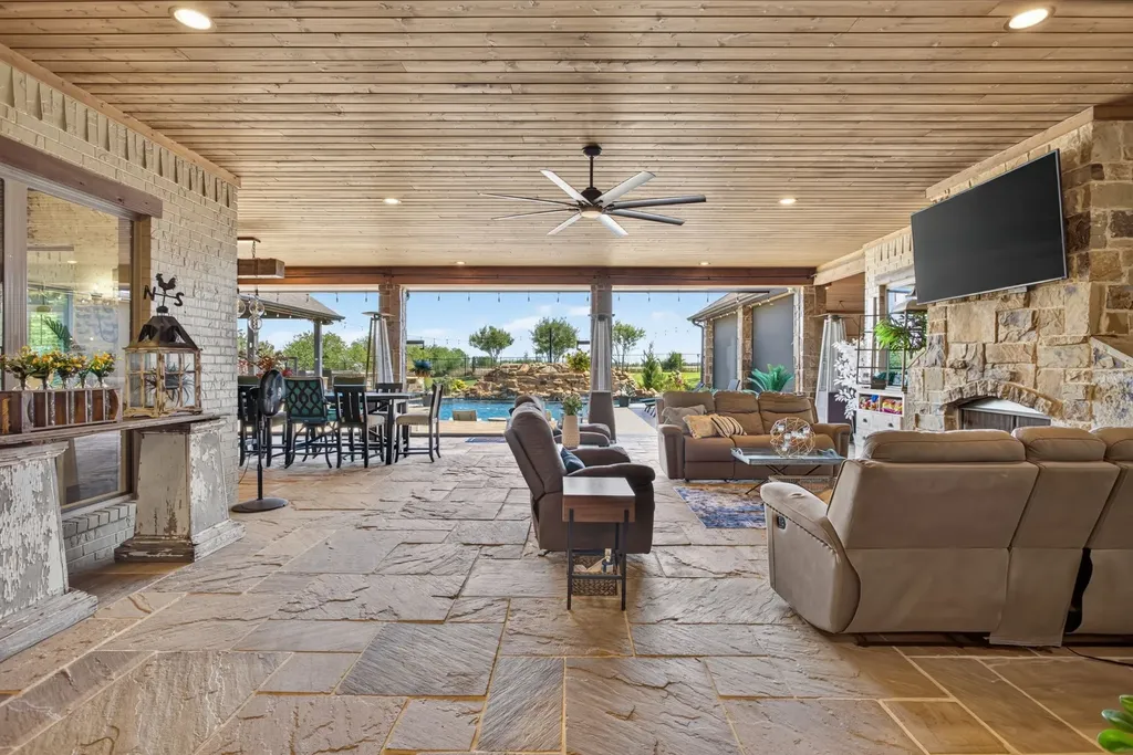 8517 Tuscan Way Godley TX 76044
