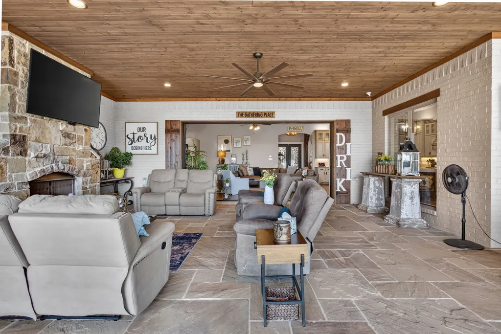 8517 Tuscan Way Godley TX 76044