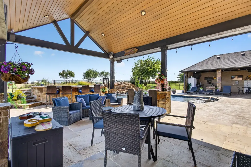 8517 Tuscan Way Godley TX 76044