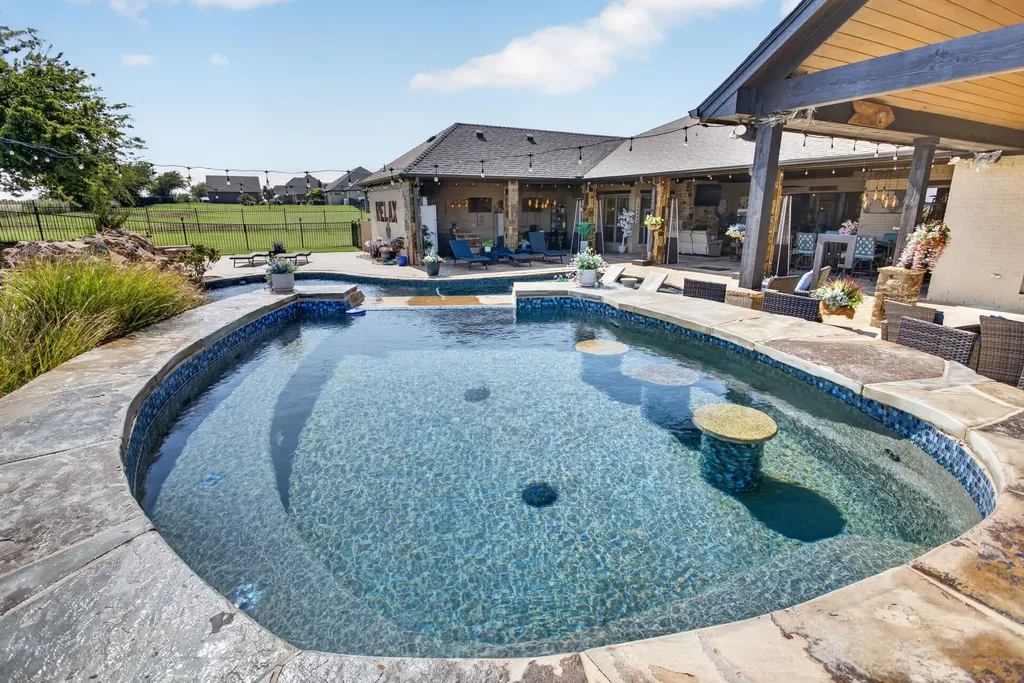 8517 Tuscan Way Godley TX 76044