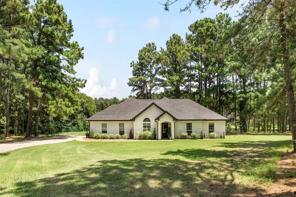 1109 Robbins Road Athens TX 75751