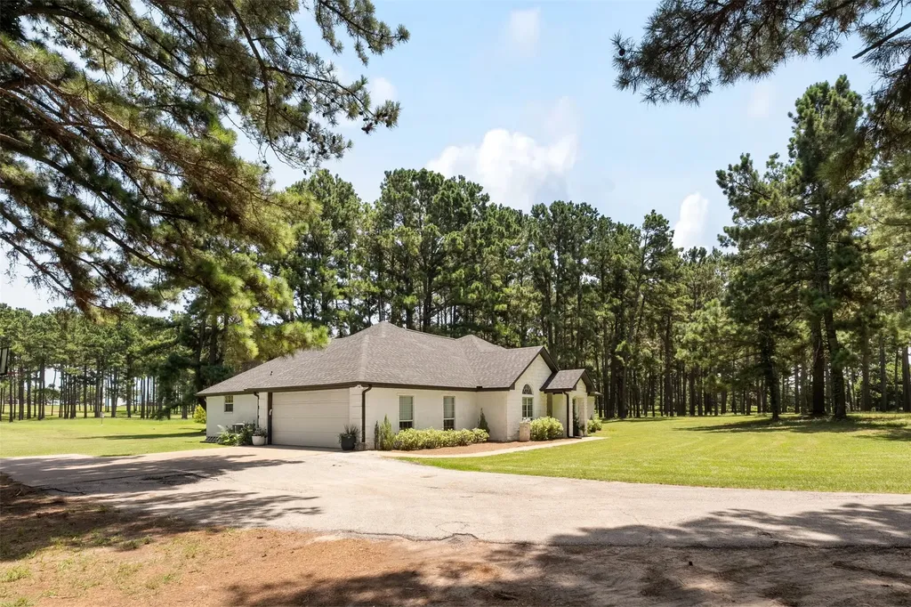 1109 Robbins Road Athens TX 75751