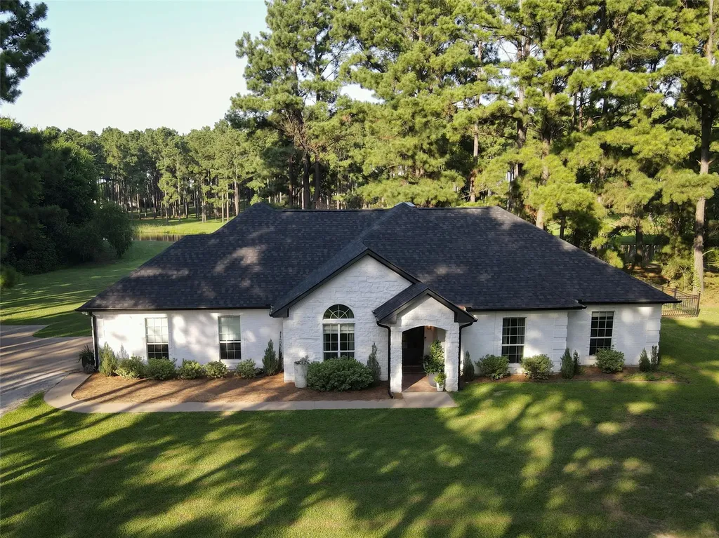 1109 Robbins Road Athens TX 75751
