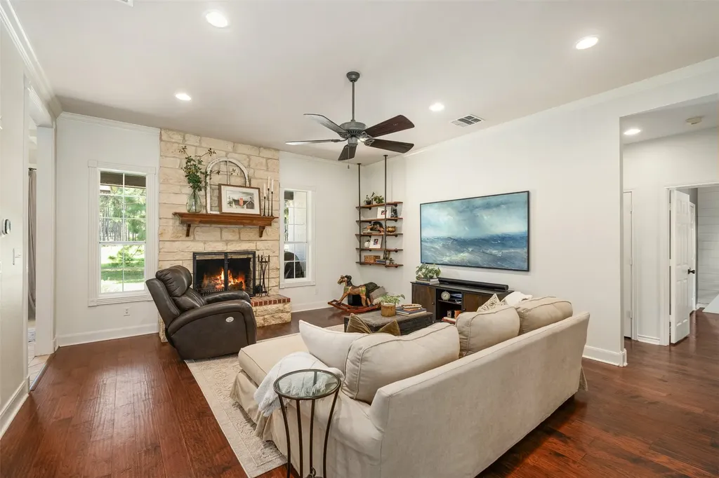 1109 Robbins Road Athens TX 75751