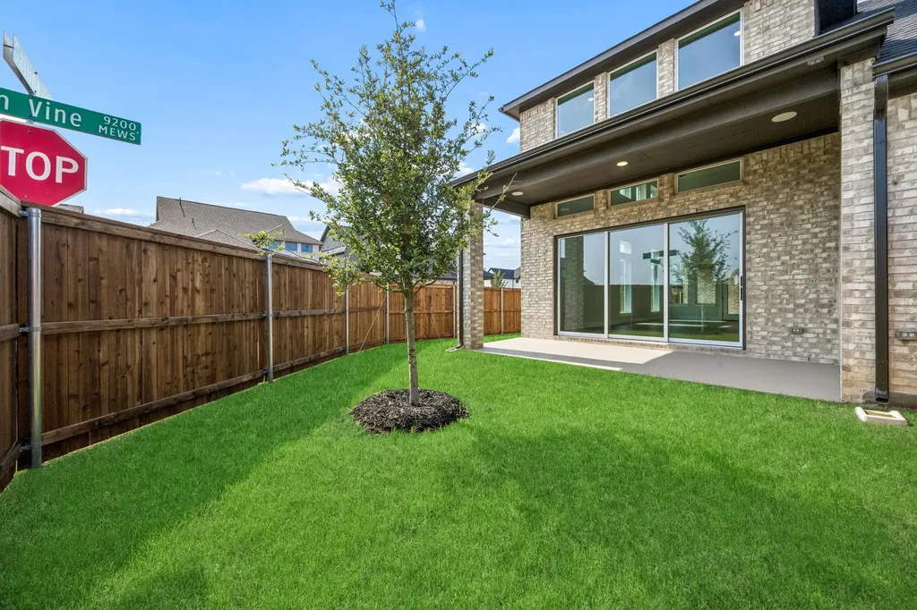 15362 Boxthorn Drive Frisco TX 75035