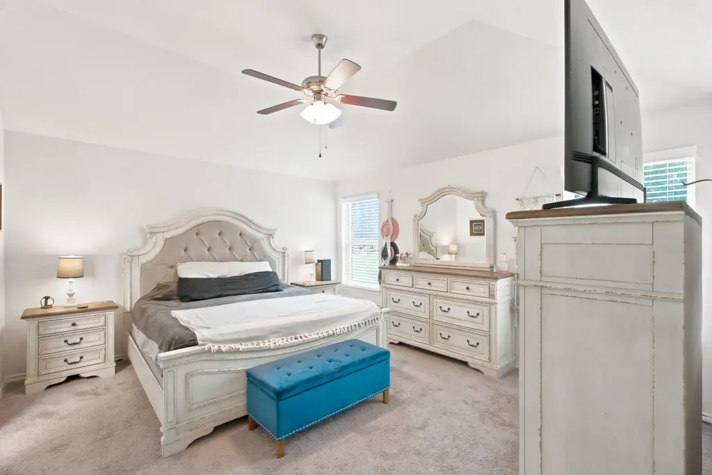 3901 Kensington Drive Sanger TX 76266