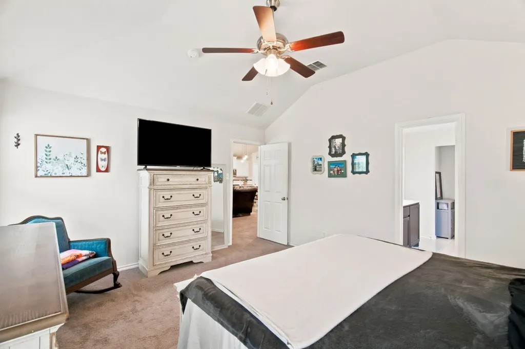 3901 Kensington Drive Sanger TX 76266
