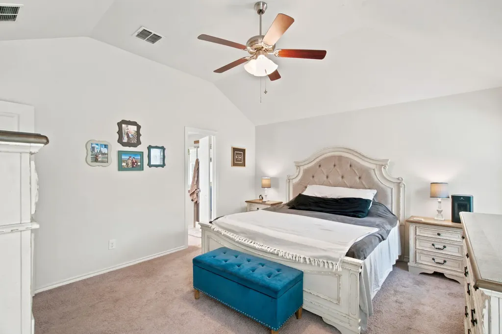 3901 Kensington Drive Sanger TX 76266
