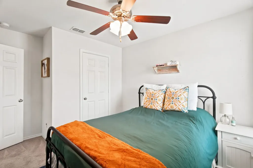 3901 Kensington Drive Sanger TX 76266