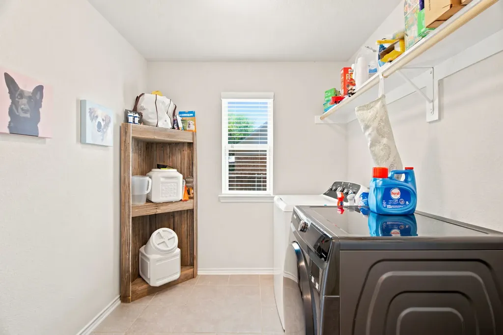 3901 Kensington Drive Sanger TX 76266