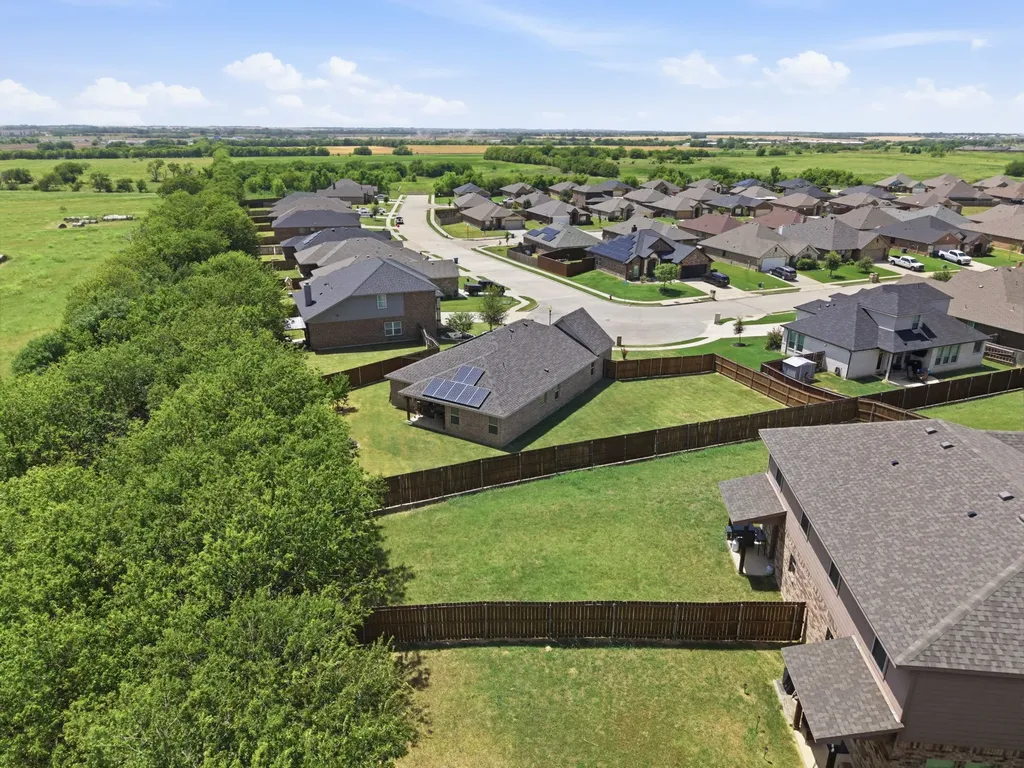 3901 Kensington Drive Sanger TX 76266