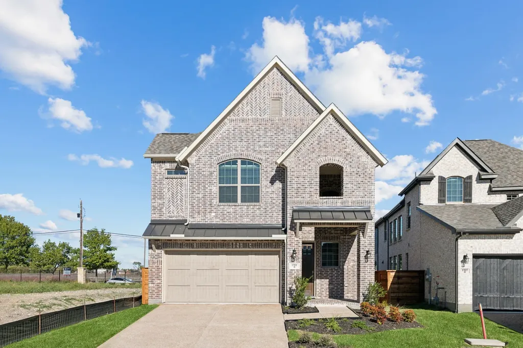 2001 Lone Oak Trail Mesquite TX 75181