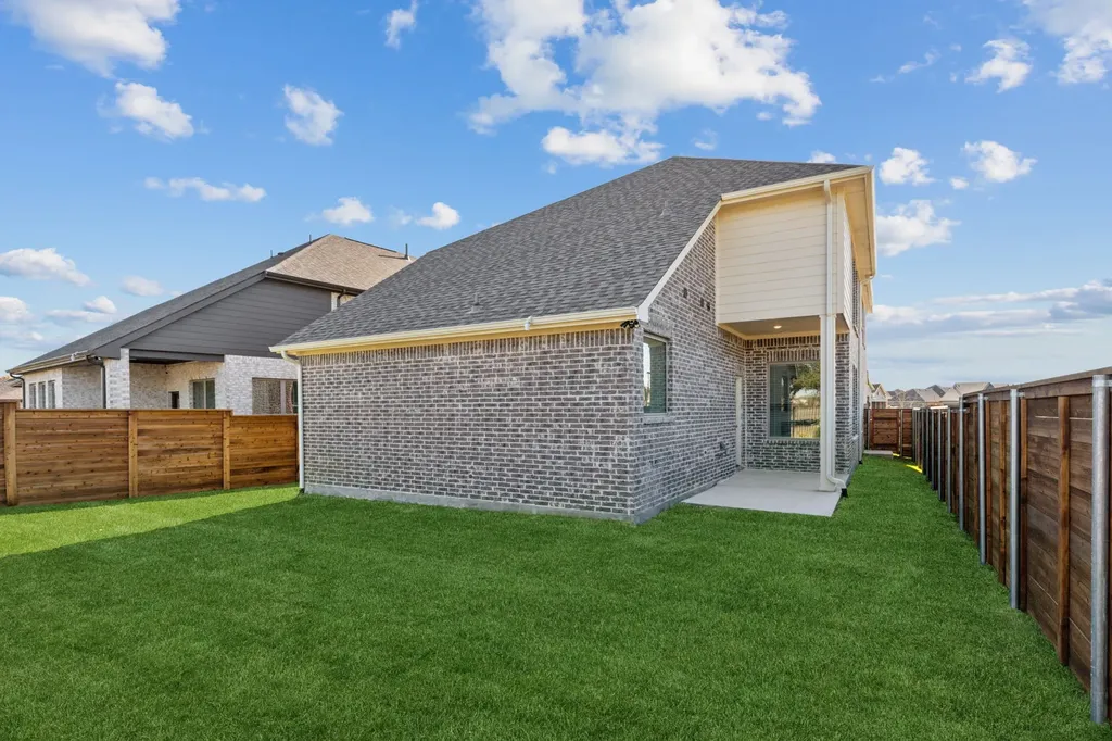 2001 Lone Oak Trail Mesquite TX 75181