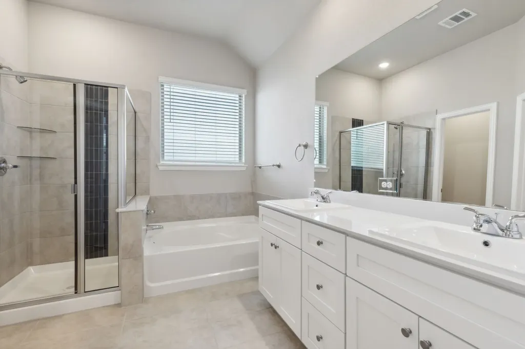 2001 Lone Oak Trail Mesquite TX 75181