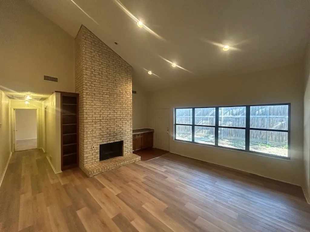 401 Towne House Lane Richardson TX 75081