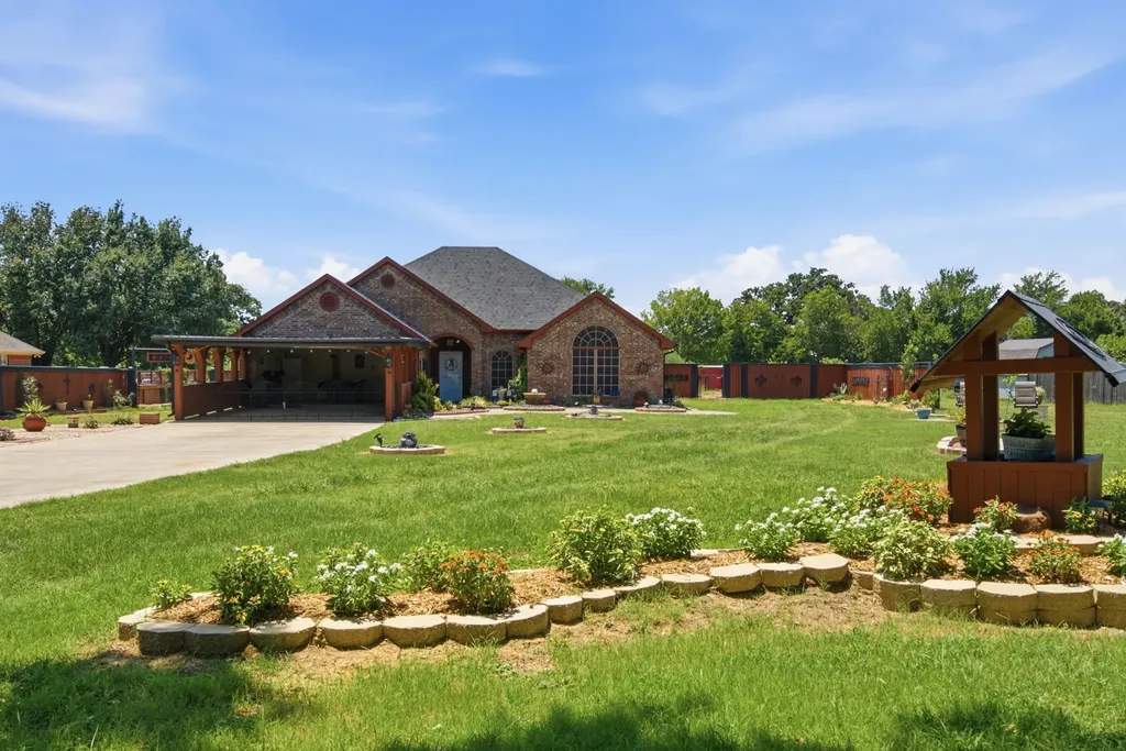 124 Sanchez Creek Court Weatherford TX 76088