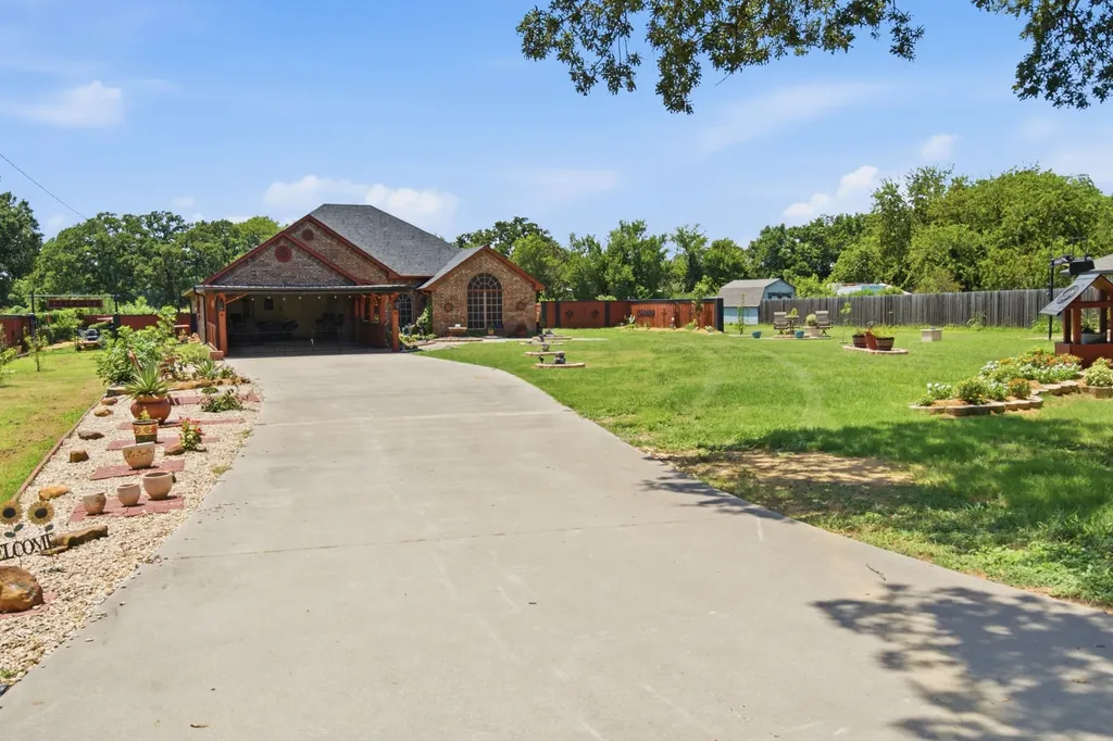 124 Sanchez Creek Court Weatherford TX 76088
