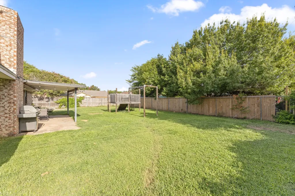 304 Childers Avenue Benbrook TX 76126