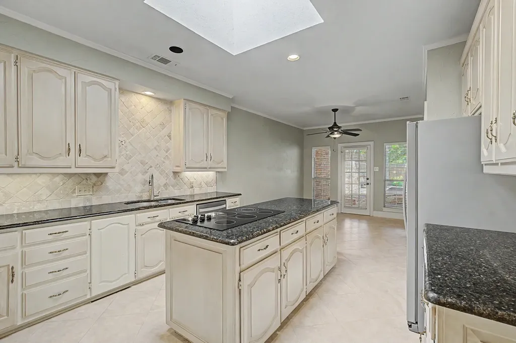 1807 Lakeshore Court Mckinney TX 75072