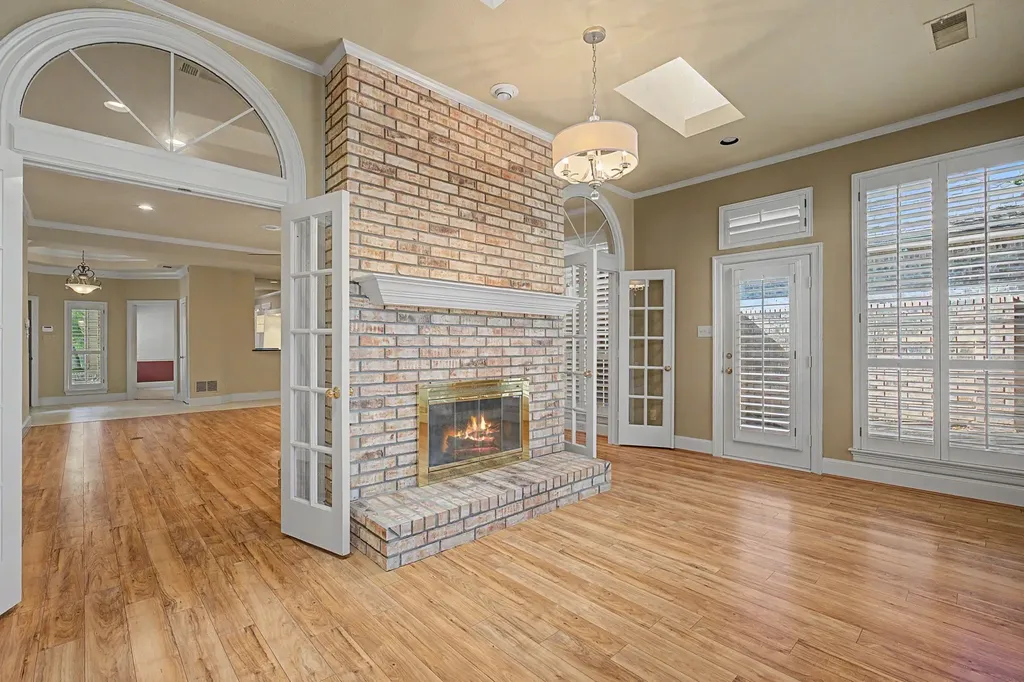 1807 Lakeshore Court Mckinney TX 75072