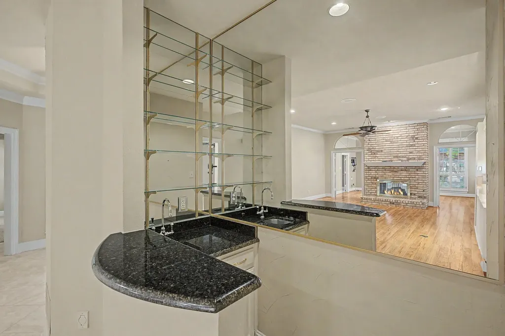 1807 Lakeshore Court Mckinney TX 75072