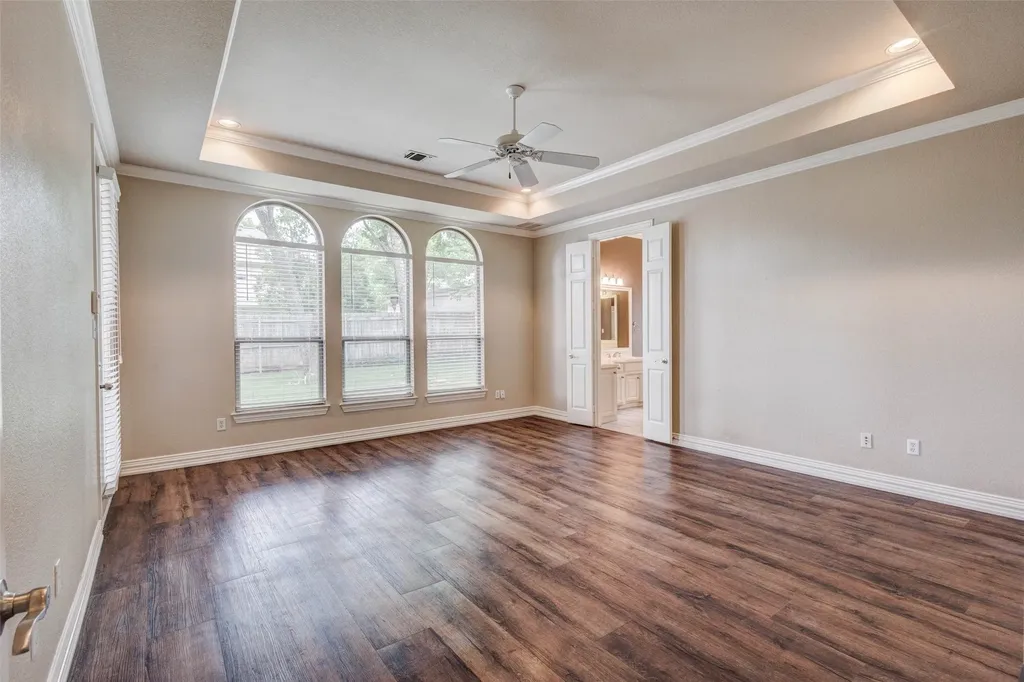7921 Shady Oaks Drive North Richland Hills TX 76182