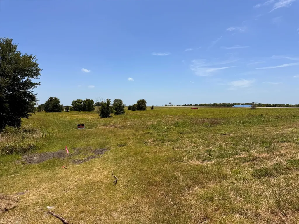 12101 Us Highway 175 Service Road Kemp TX 75143