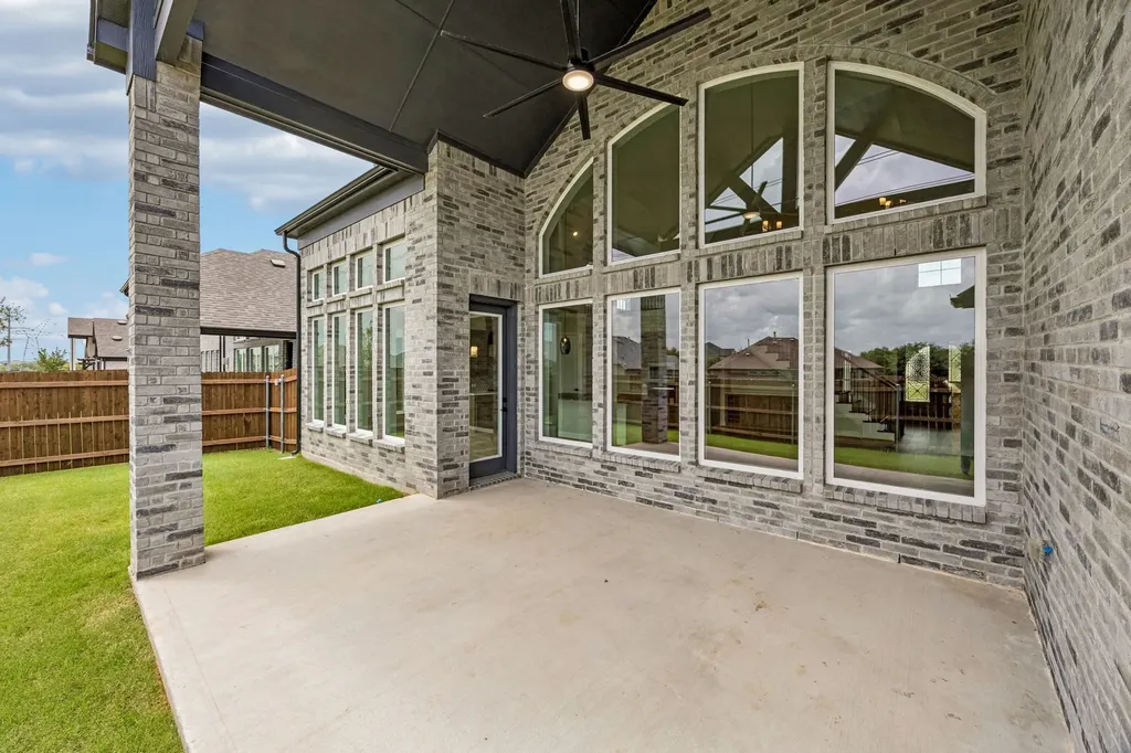7606 Lanier Lane Grand Prairie TX 75054