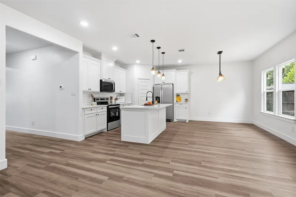 5931 Forest Haven Drive Forest Hill TX 76119