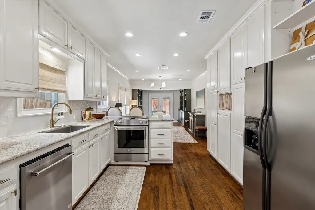 3245 Wabash Avenue Fort Worth TX 76109