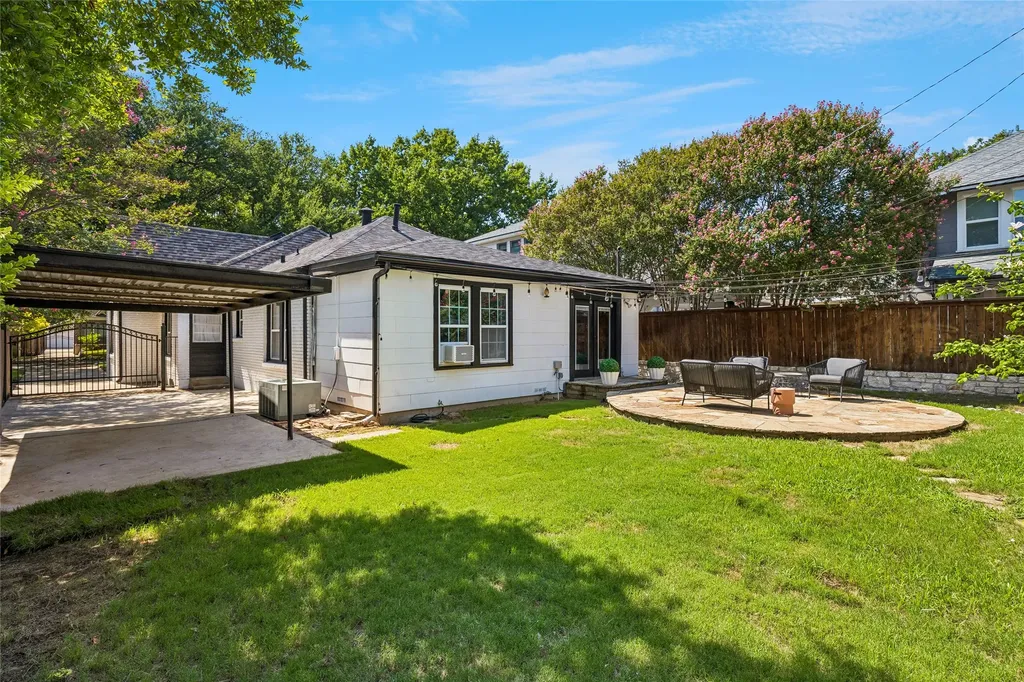 3245 Wabash Avenue Fort Worth TX 76109