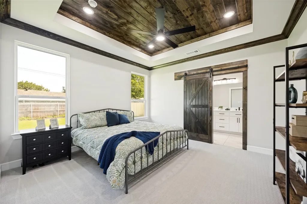 310 Cottonwood Leonard TX 75452