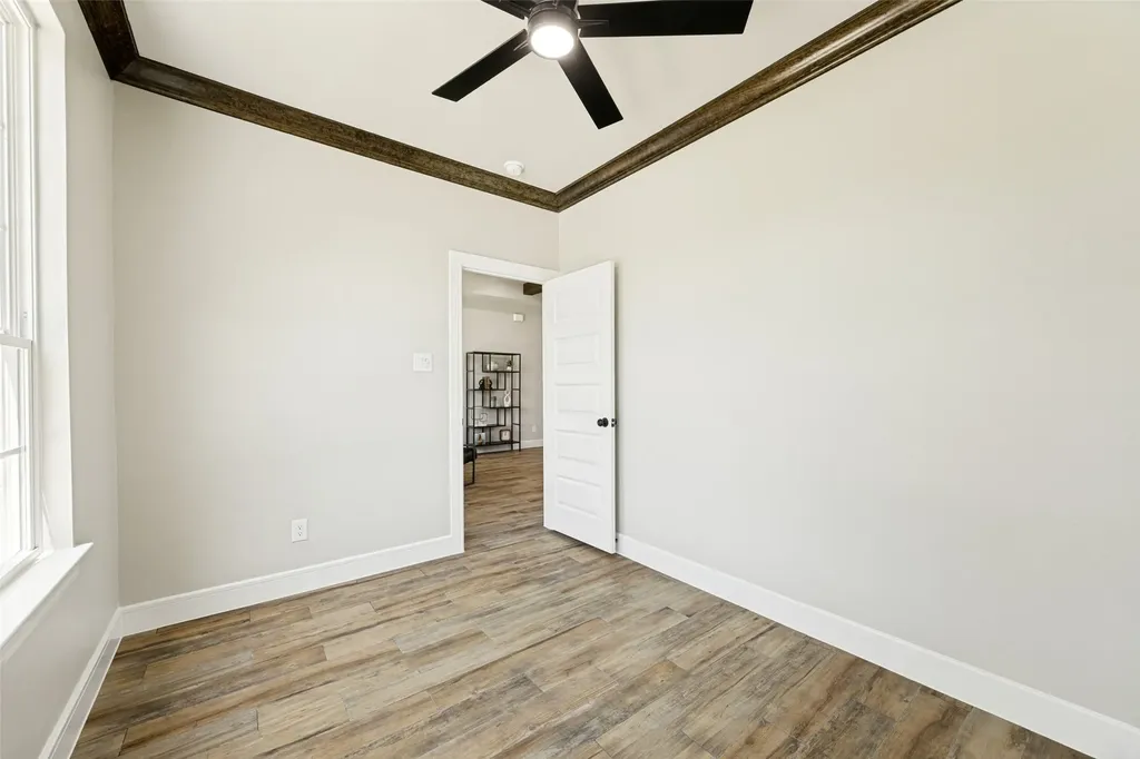310 Cottonwood Leonard TX 75452