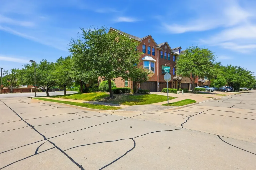 1404 Biltmore Lane Irving TX 75063