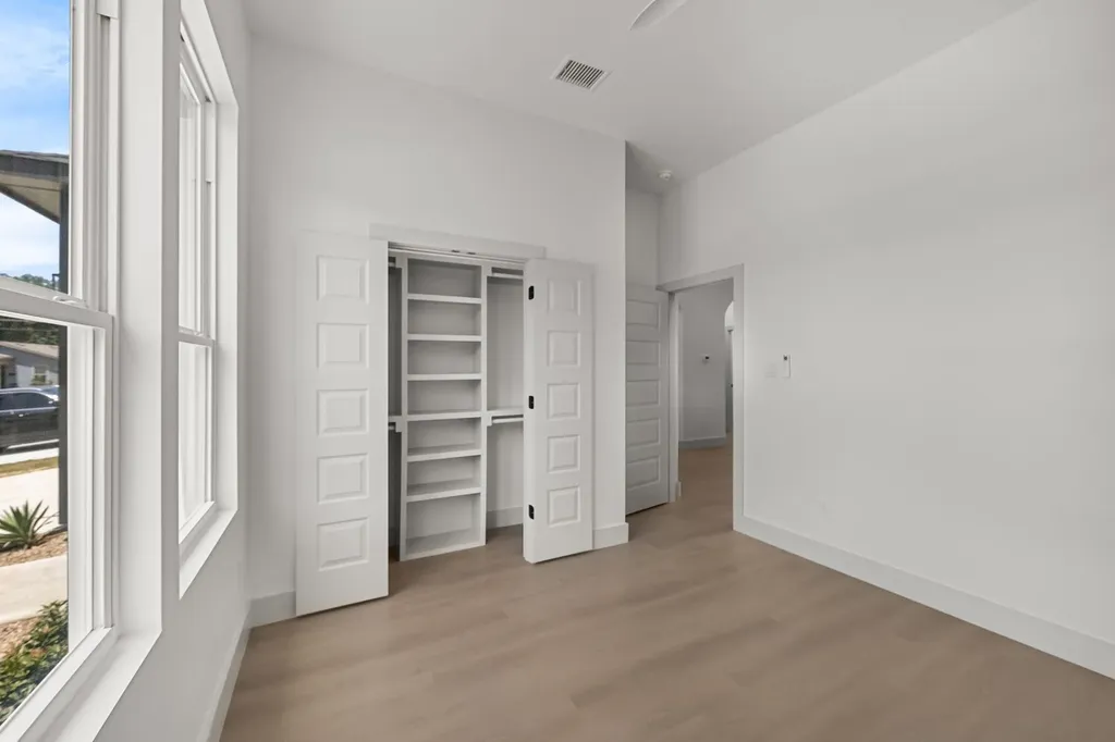 2806 Carter Street Dallas TX 75210