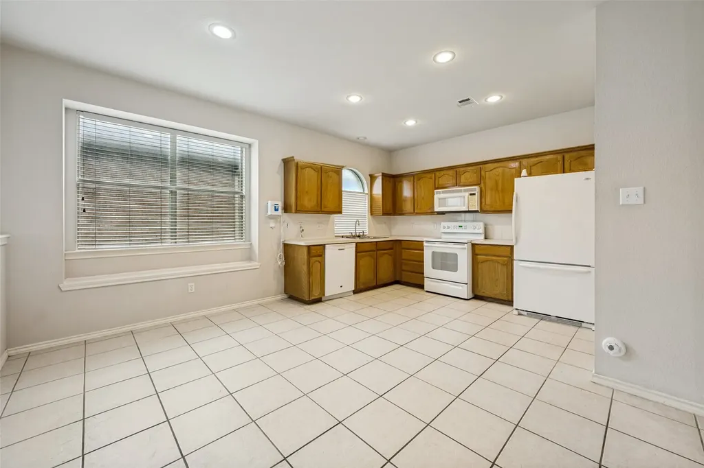 5916 Big Flat Drive Fort Worth TX 76131