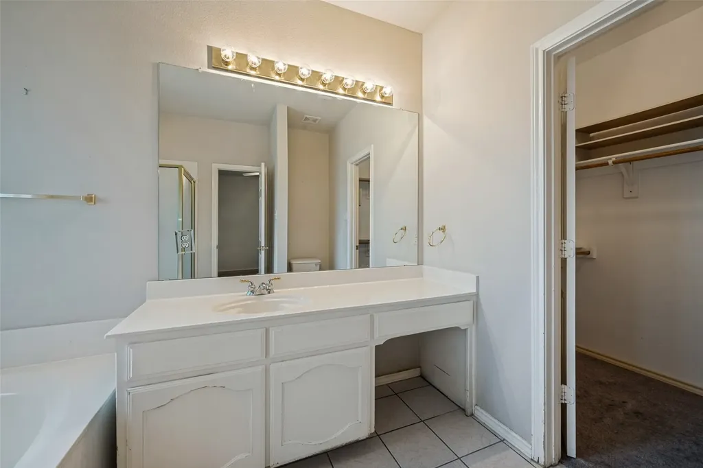 5916 Big Flat Drive Fort Worth TX 76131
