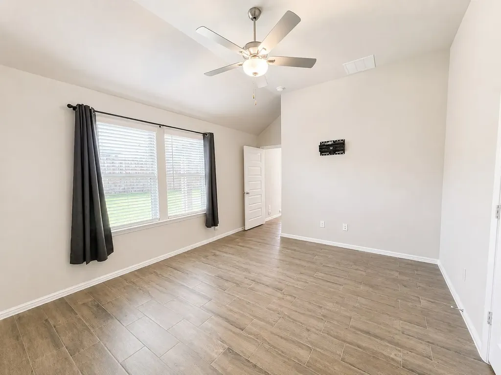 3720 Yarrow Drive Denton TX 76226