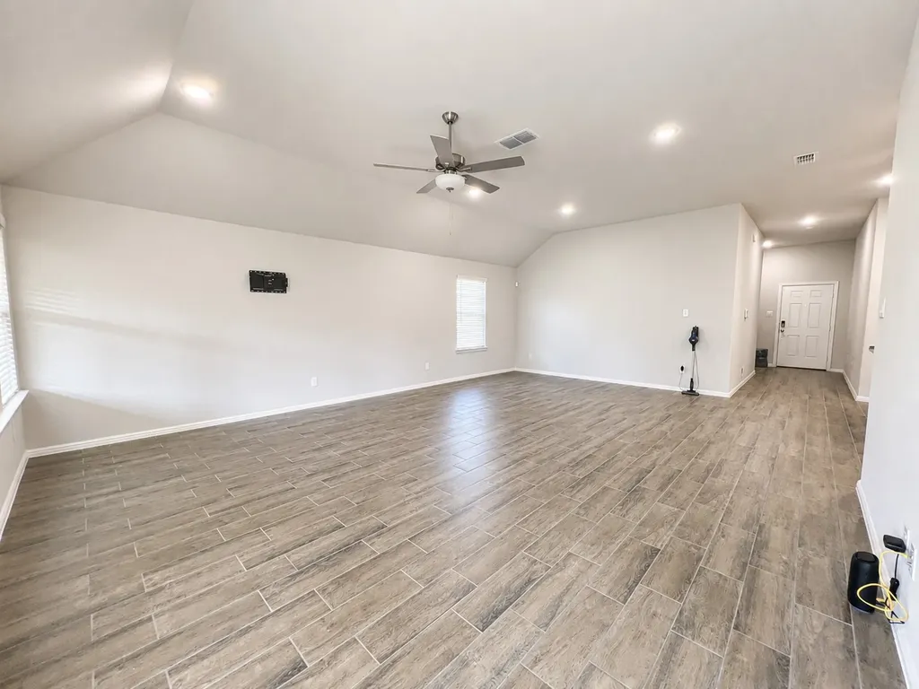 3720 Yarrow Drive Denton TX 76226