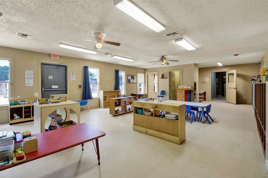 413 State Highway 323 E Overton TX 75684