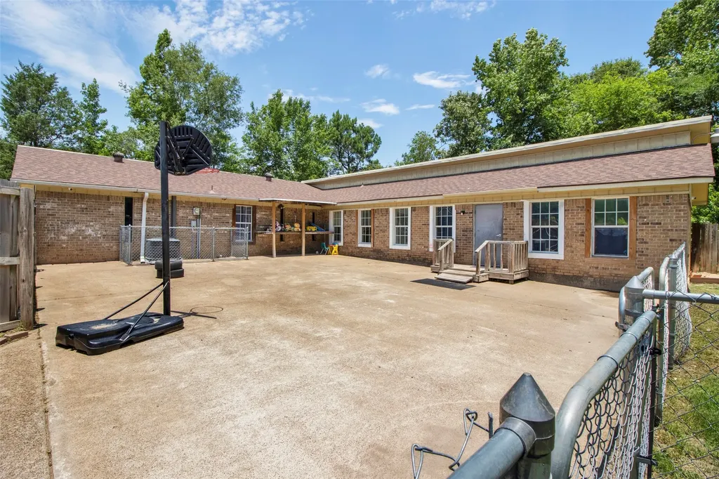 413 State Highway 323 E Overton TX 75684