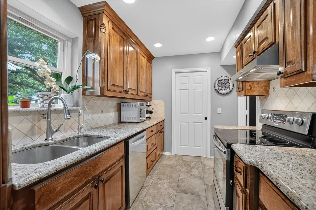 222 Inverness Drive Trophy Club TX 76262