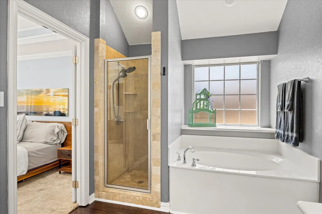 3930 Buena Vista Circle Granbury TX 76049