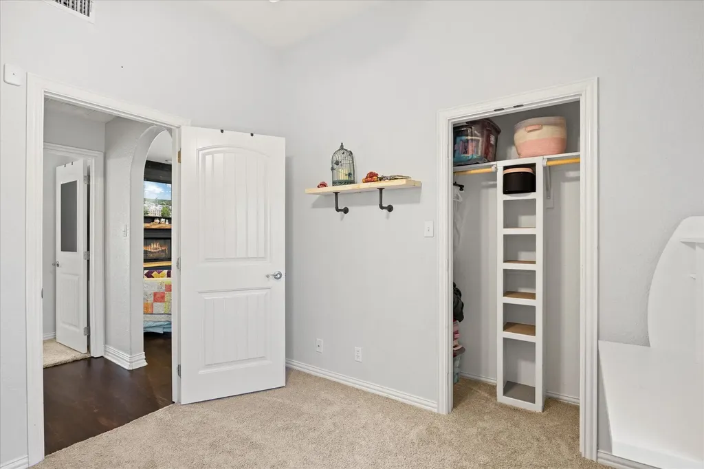 3930 Buena Vista Circle Granbury TX 76049