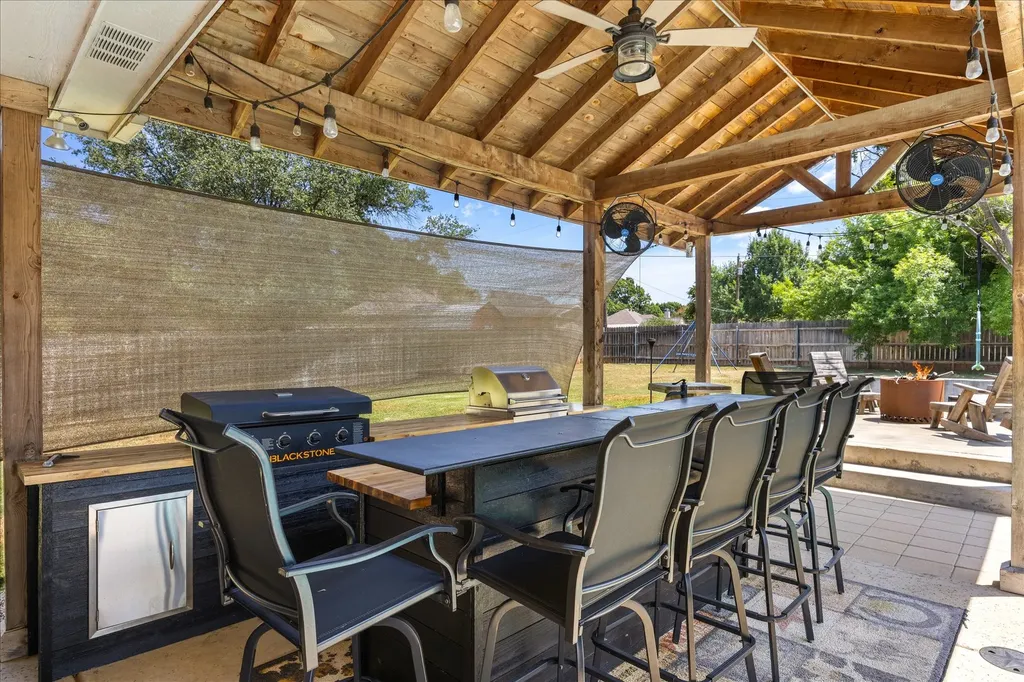 3930 Buena Vista Circle Granbury TX 76049