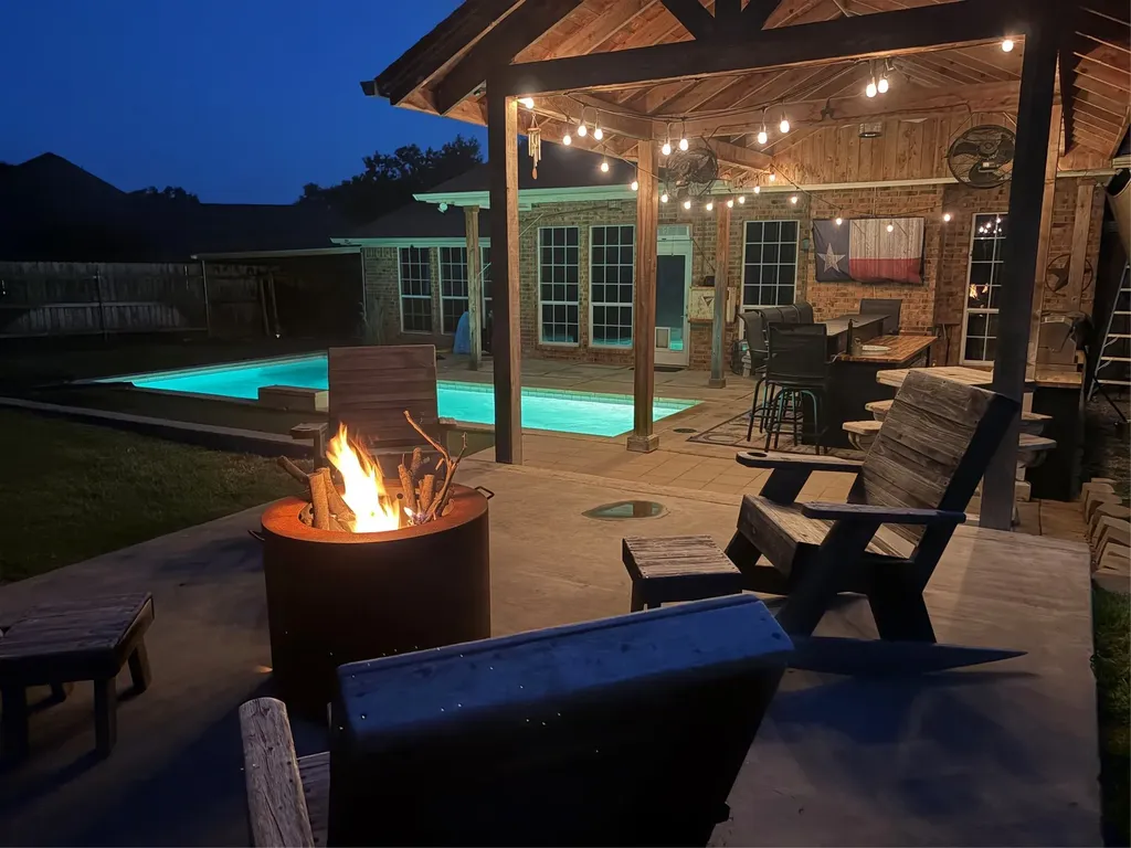 3930 Buena Vista Circle Granbury TX 76049
