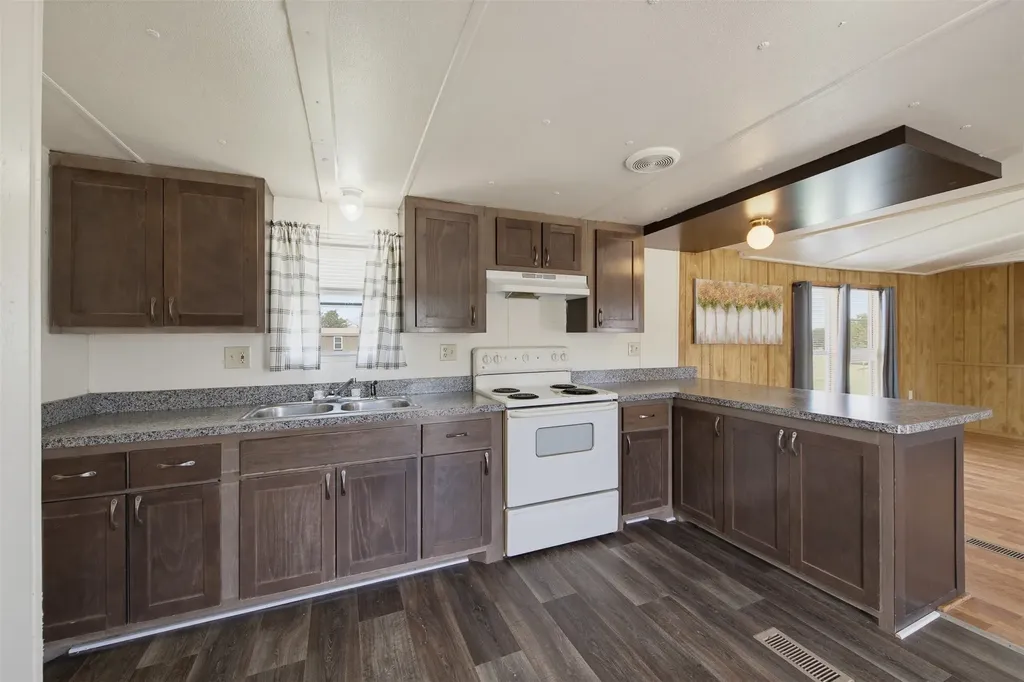 7305 Walden Drive Joshua TX 76058
