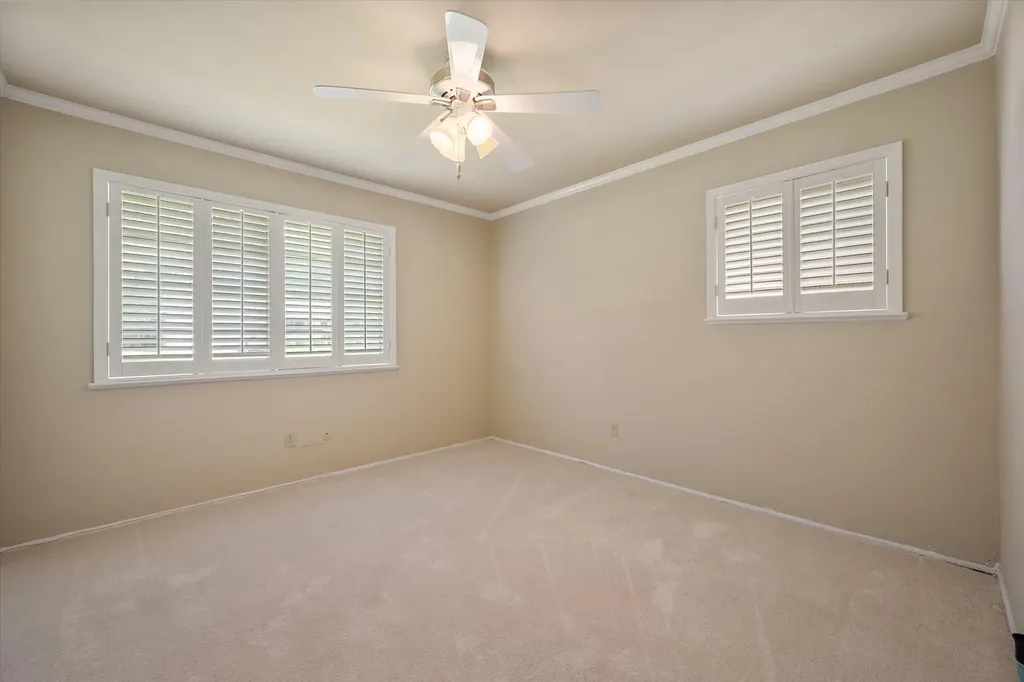604 Waggoner Drive Arlington TX 76013