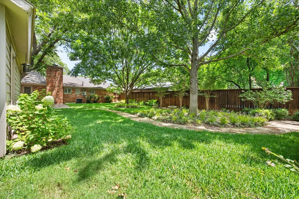 604 Waggoner Drive Arlington TX 76013
