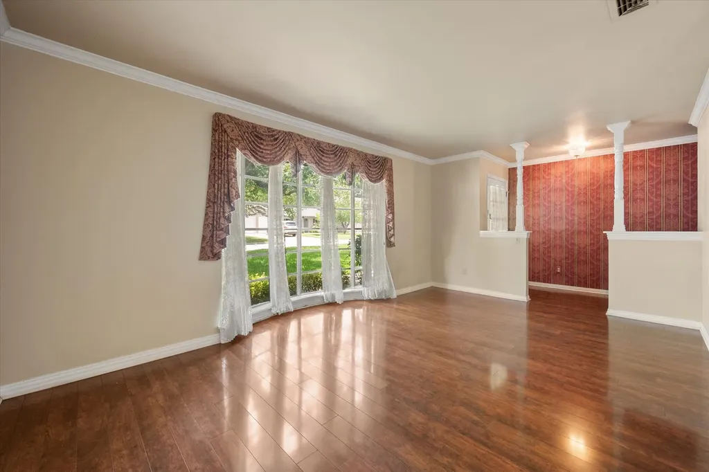 604 Waggoner Drive Arlington TX 76013